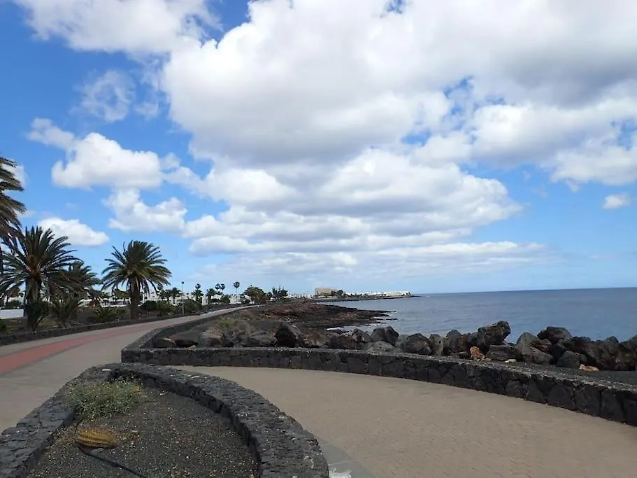 アパート Apartamento Taisa Playa Roca コスタ・テギセ