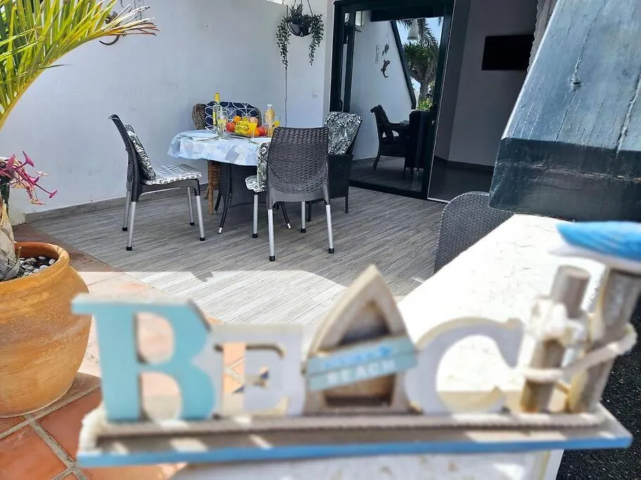 Apartamento Taisa Playa Roca Costa Teguise Spain