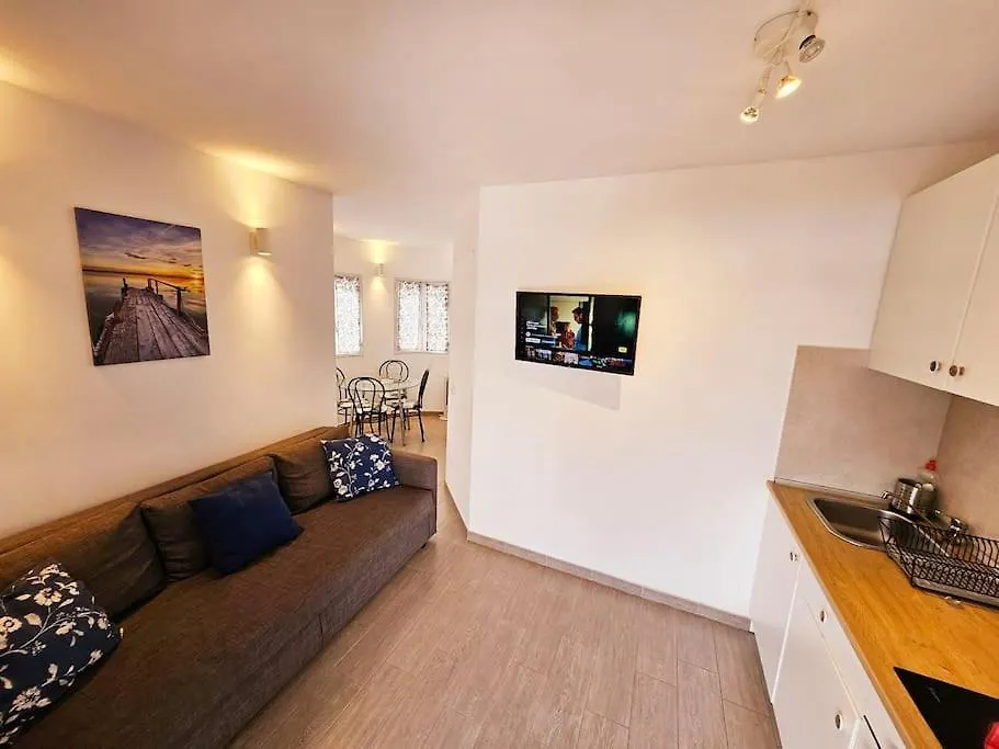 Apartamento Taisa Playa Roca Costa Teguise