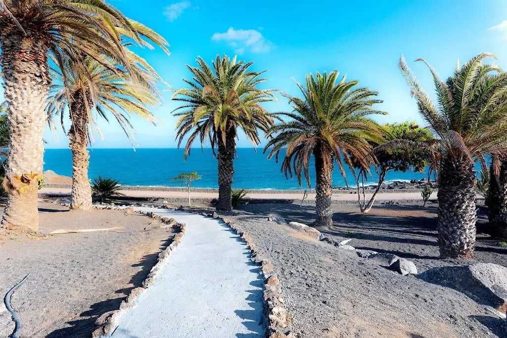 Apartamento Taisa Playa Roca Costa Teguise Spain