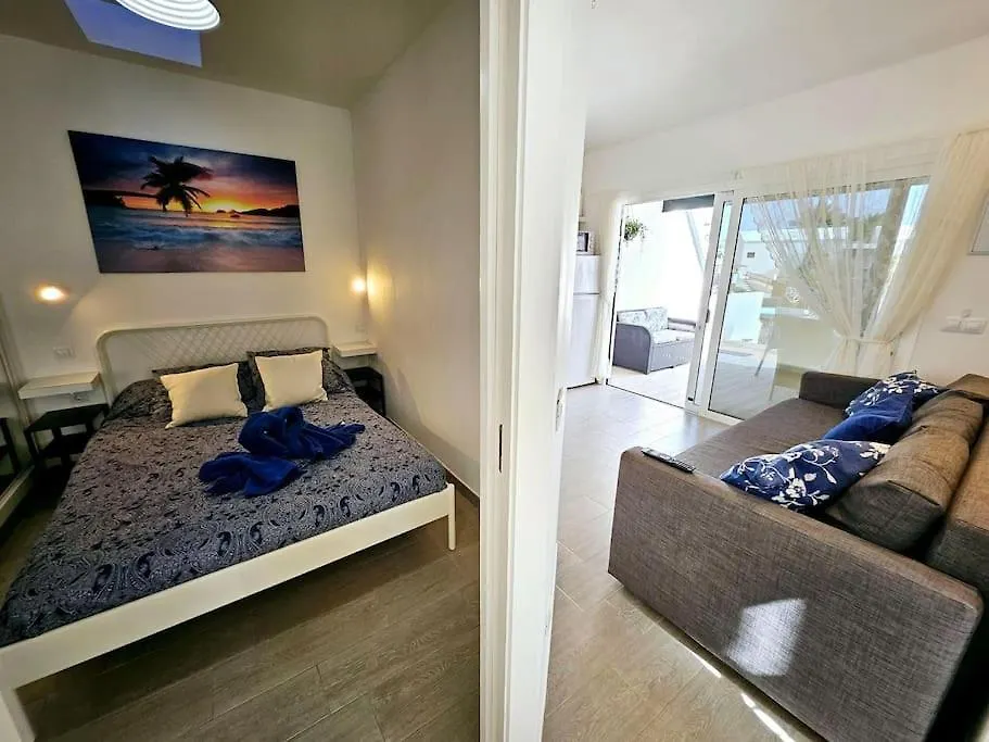 Apartamento Taisa Playa Roca Costa Teguise