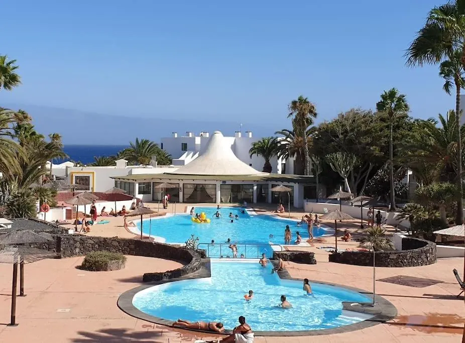 Apartment Apartamento Taisa Playa Roca Costa Teguise Spain